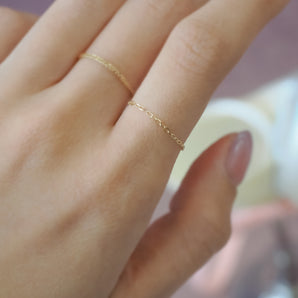 14K Yellow Gold Dainty Cable Chain Ring | LOVE BY THE MOON