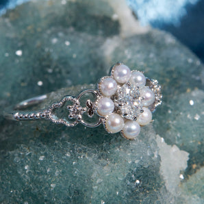 Diamond & Pearl 14K Gold Cluster Ring - Georgia | LOVE BY THE MOON