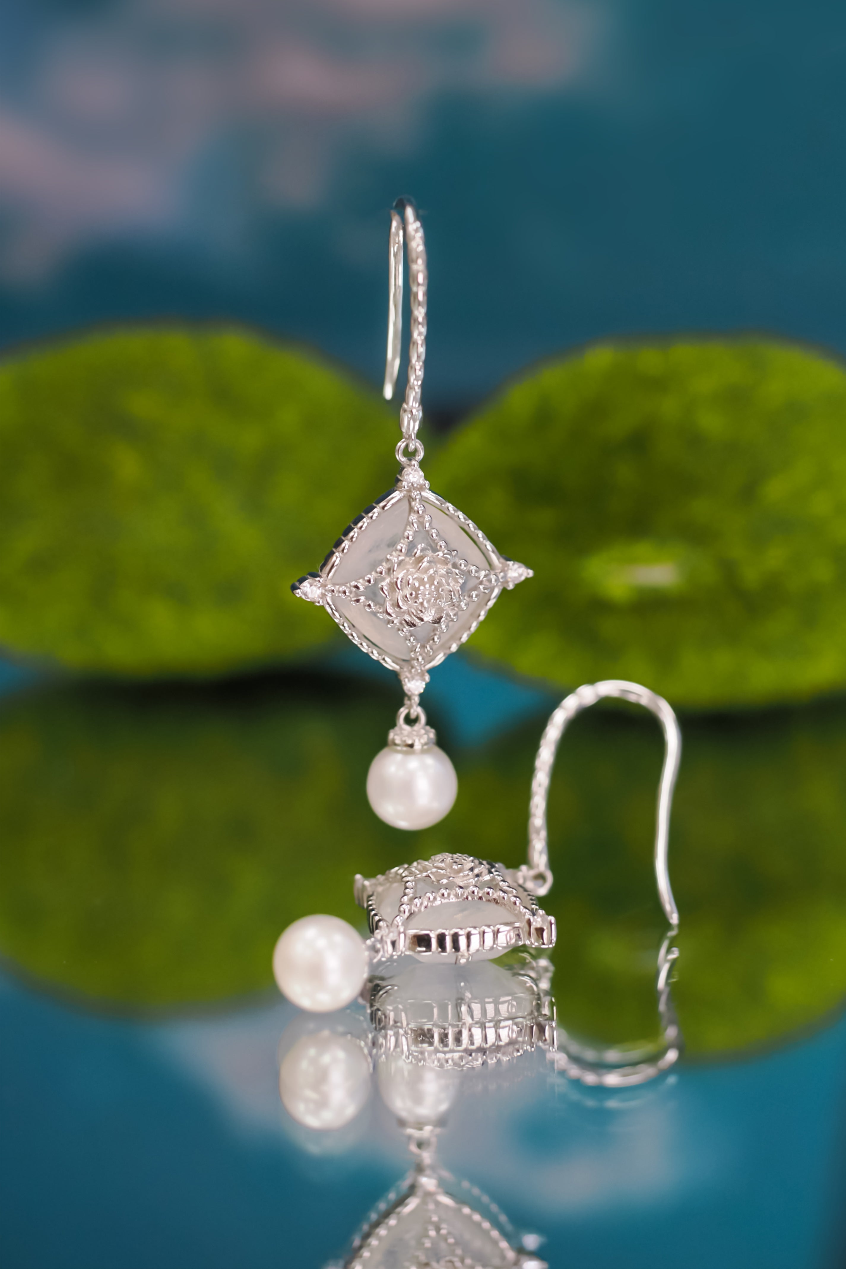 Water Lily Earrings Crystal